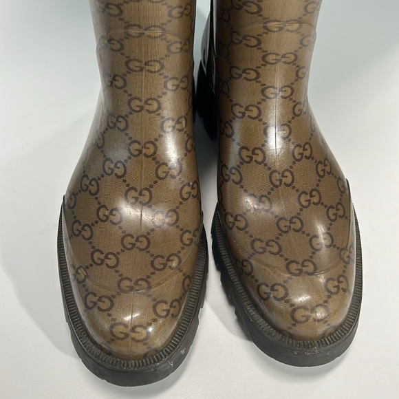 Gucci Wellington boots, great condition missing one insole. Size 37, no box - Picture 9 of 10